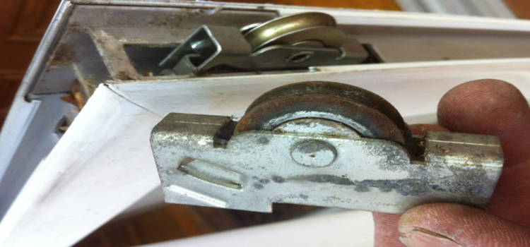 screen door roller repair in Florin